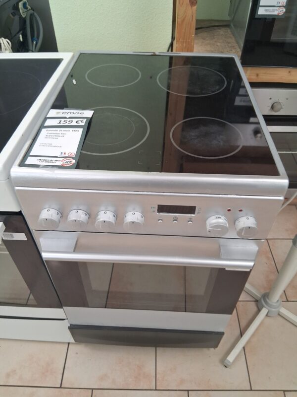 CUISINIÈRE ÉLECTRIQUE